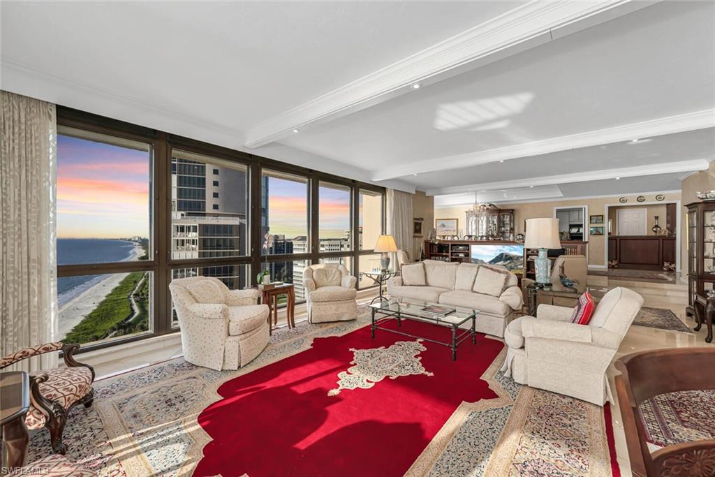 PARK PLAZA - Residential