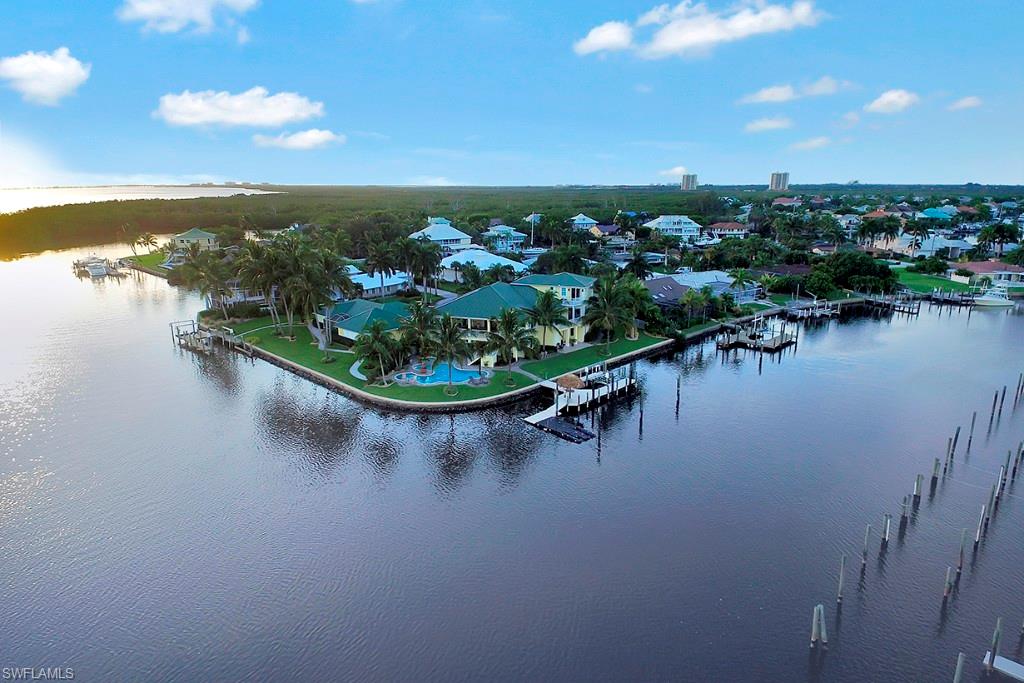 SIESTA ISLES - Residential