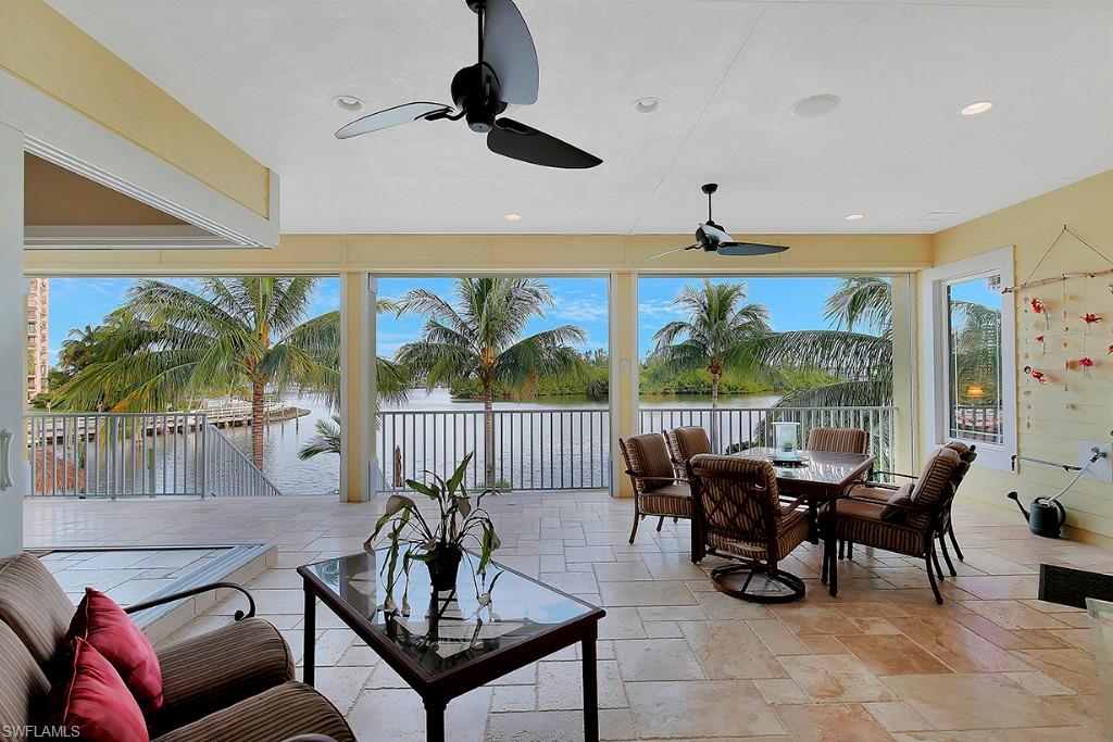 SIESTA ISLES - Residential