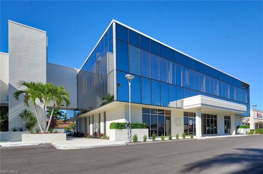 Excellent location with direct exposure on Tamiami Trail N. Large parking lot, entirely rebuilt building.
First floor is vacant, second floor is leased to 3 different tenants.
Address per the Property appraiser is : 3411 9Th St instead of Tamiami Trail N