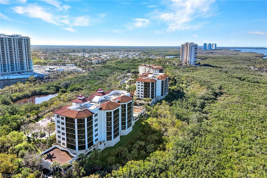 CASTELLA - Residential