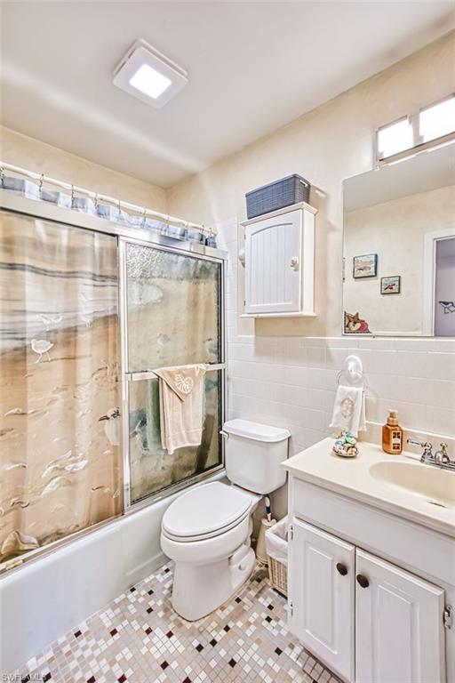 CAPTAINS WALK - Residential