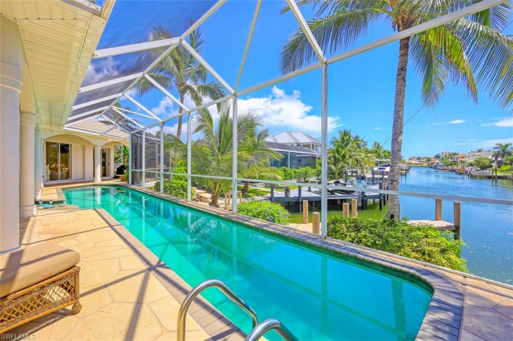 MARCO BEACH - Residential