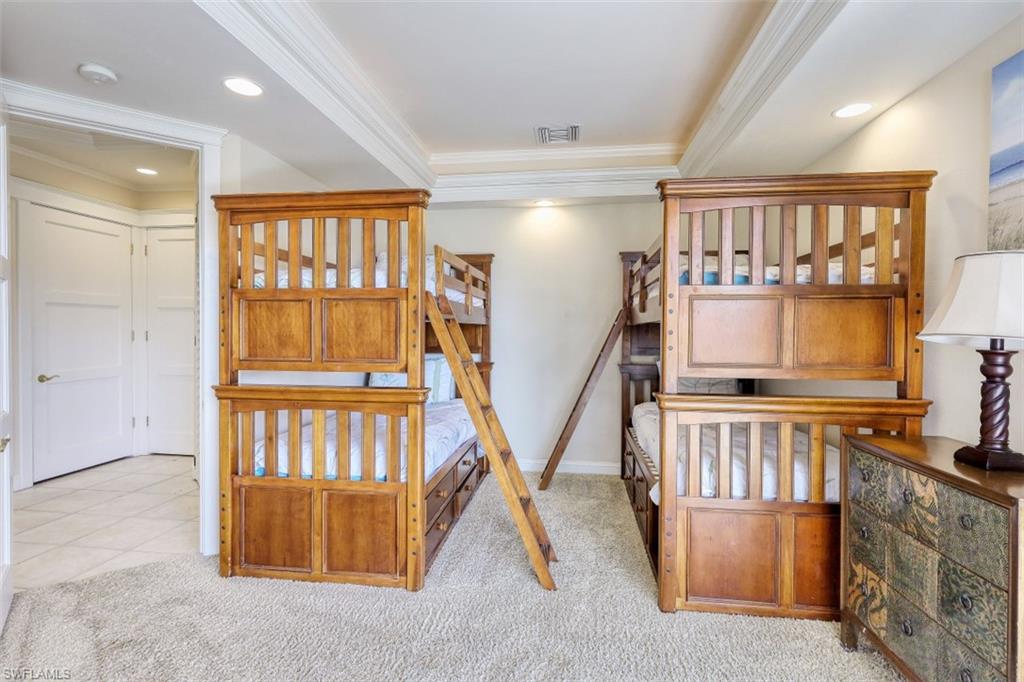 MARCO BEACH - Residential