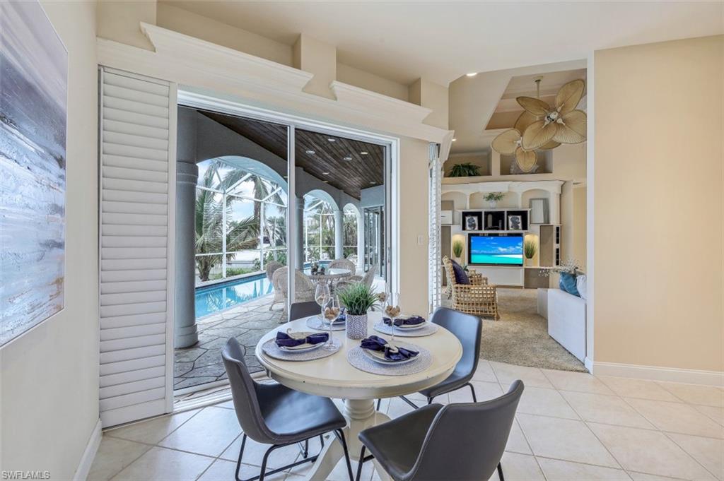 MARCO BEACH - Residential