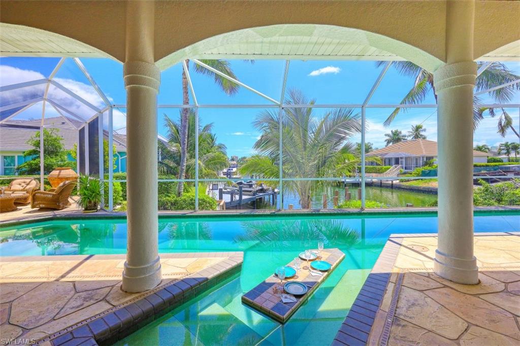 MARCO BEACH - Residential