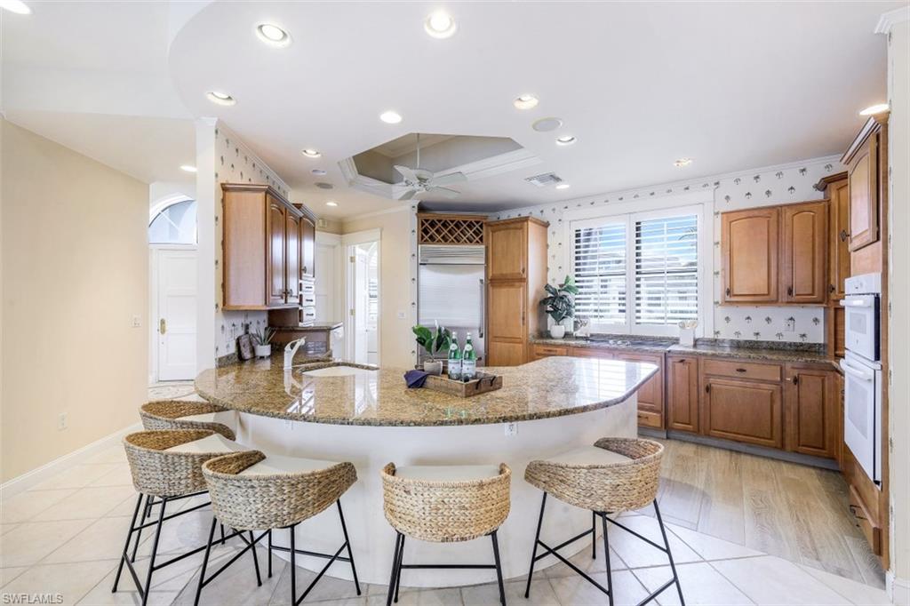 MARCO BEACH - Residential