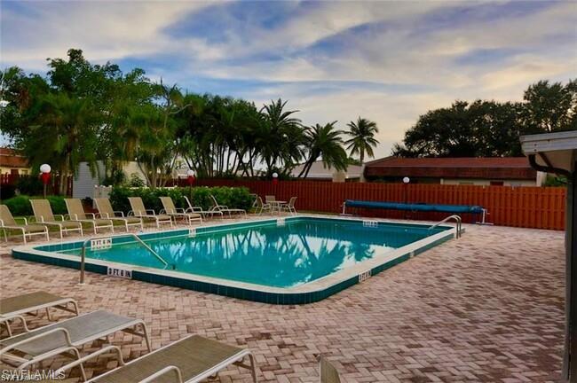 SOUTH POINTE VILLAS CONDO - Residential