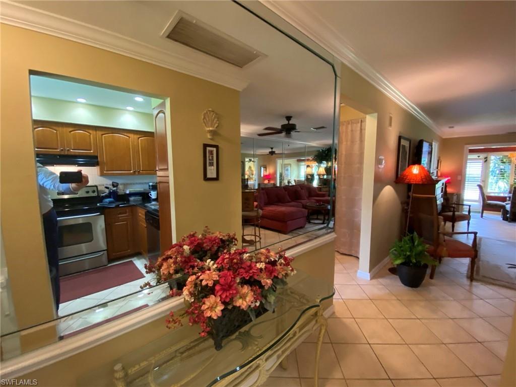 SOUTH POINTE VILLAS CONDO - Residential