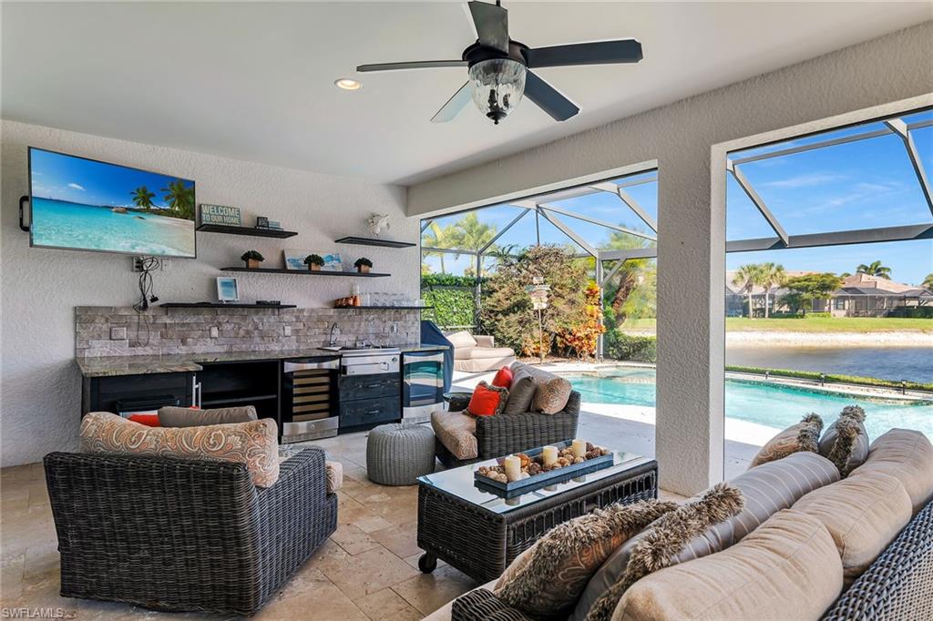 WINDING CYPRESS - Residential