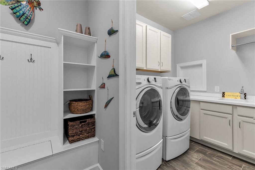 WINDING CYPRESS - Residential