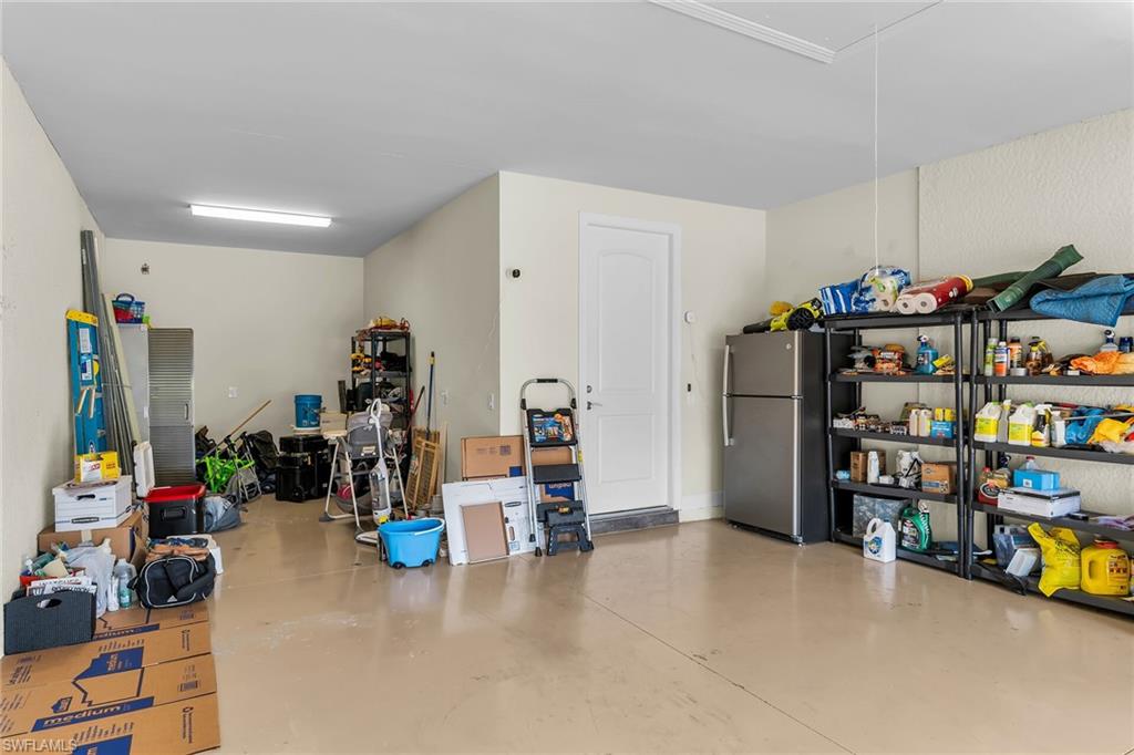 WINDING CYPRESS - Residential