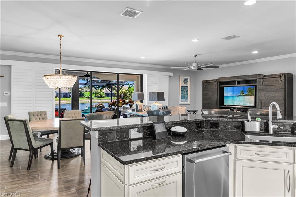 WINDING CYPRESS - Residential