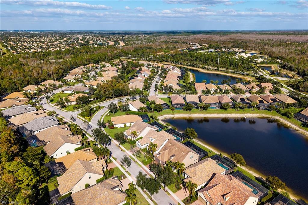 WINDING CYPRESS - Residential