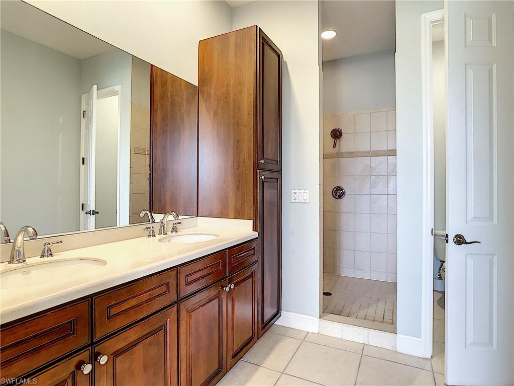 TUSCANY VILLAS - Residential