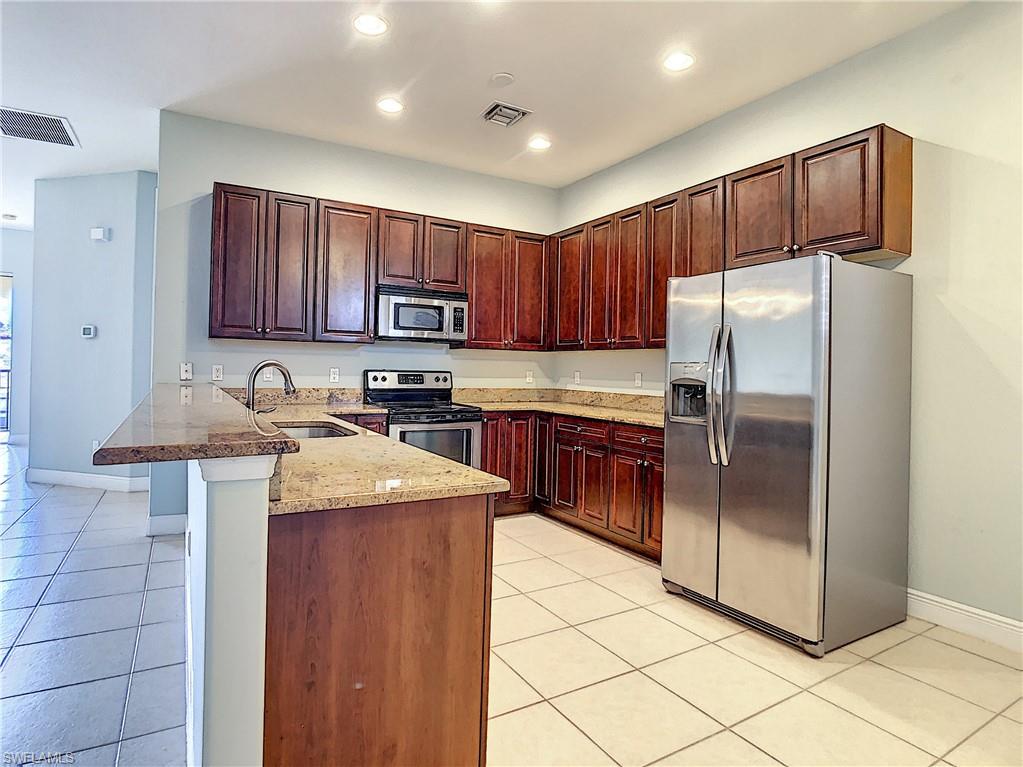 TUSCANY VILLAS - Residential