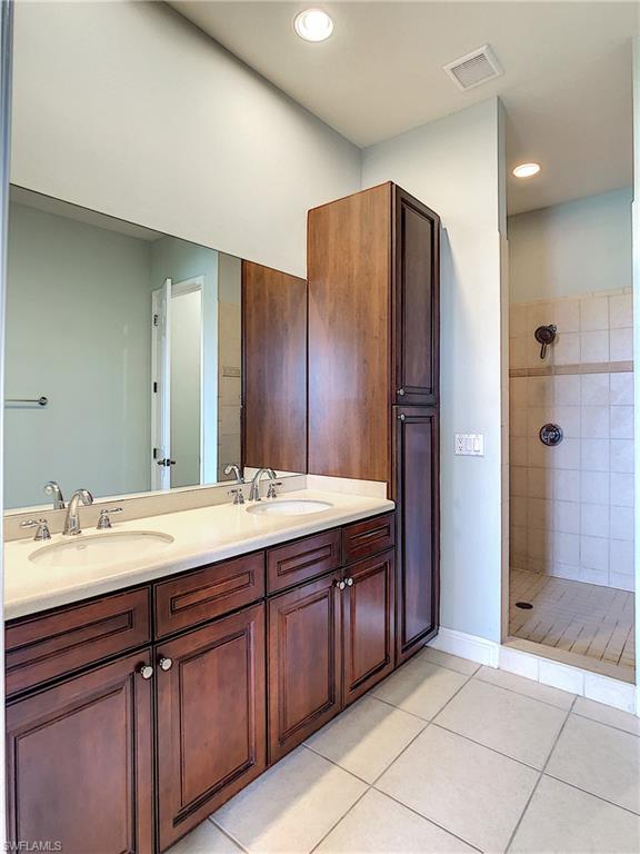 TUSCANY VILLAS - Residential