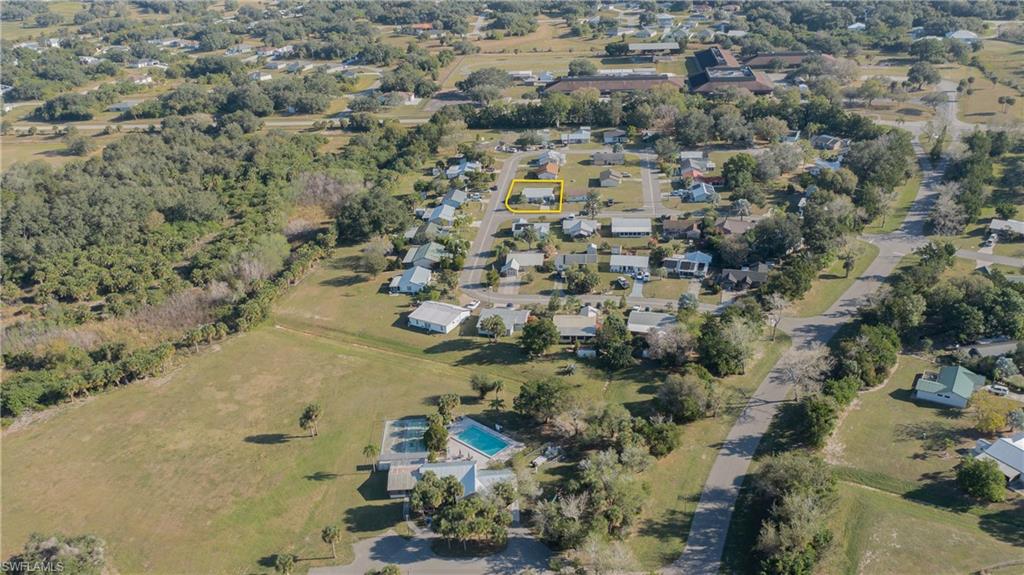 COUNTRY VILLAGE - Residential