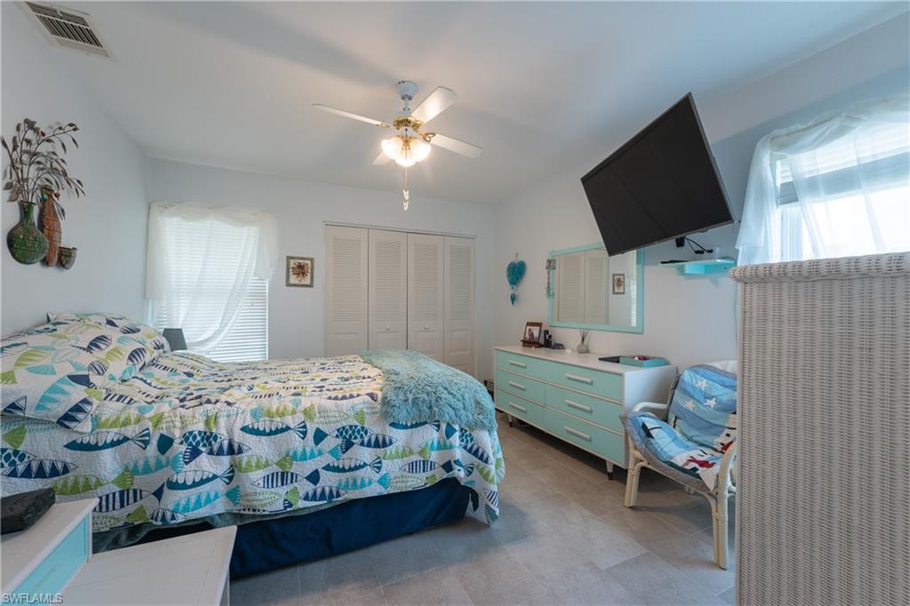 COUNTRY VILLAGE - Residential