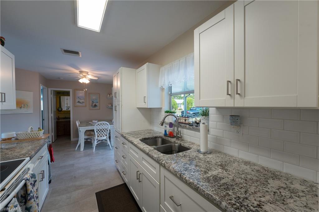 COUNTRY VILLAGE - Residential