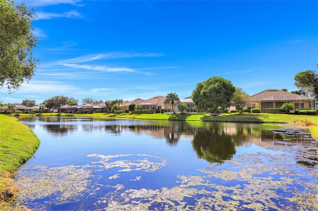 FALCONS GLEN - Residential