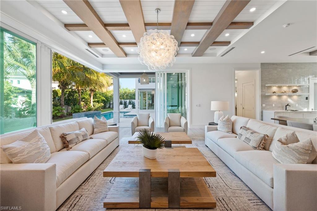 MOORINGS - Residential