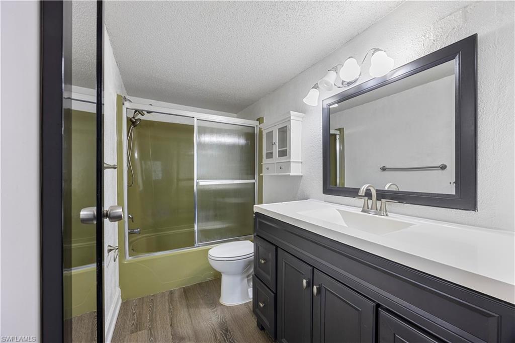 WINDSOR WEST - Residential