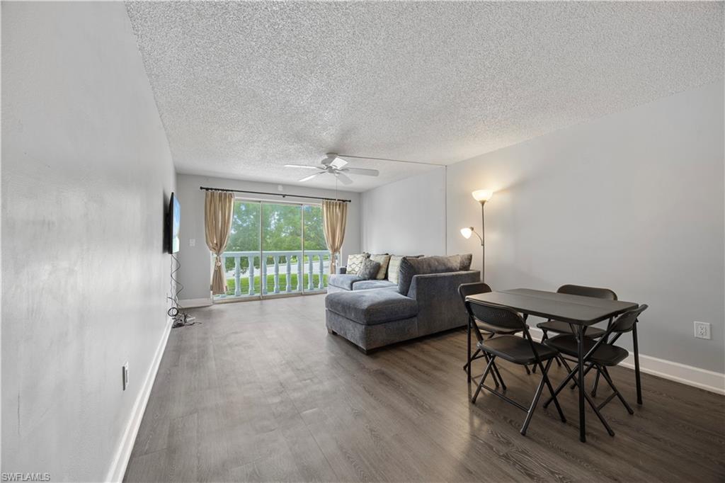 WINDSOR WEST - Residential