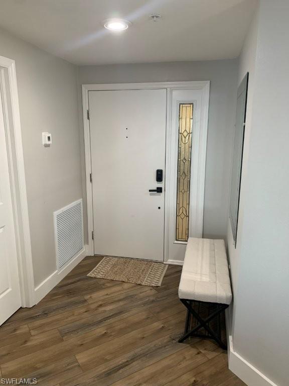 SUNSET ROYALE - Residential Lease