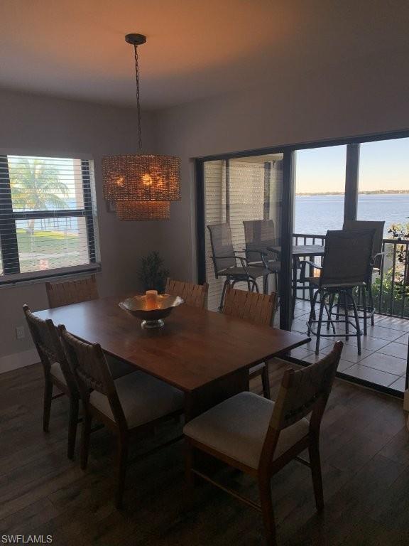 SUNSET ROYALE - Residential Lease