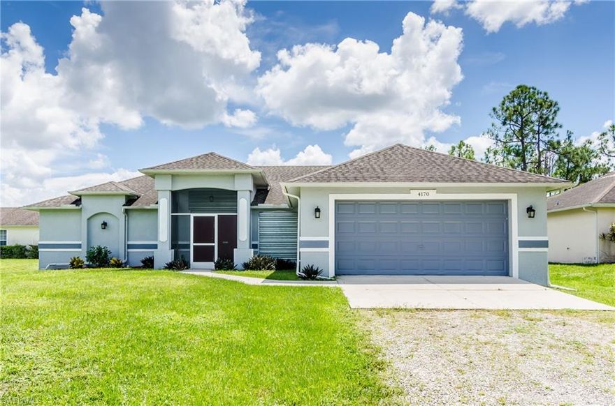 Reduced by nearly 10K!  Seller wants it SOLD!  Well maintained, super clean, freshly painted 3 bed / 2 bath home on 1.14 acres.  Tile throughout.  Large bedrooms.  Large kitchen with pass-through window to screened lanai.  Nice backyard.  Motivated seller is ready for a quick sale!