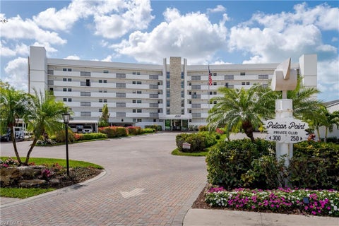Photo of 300 Park Shore DR #3D, NAPLES, FL 34103 (MLS # 226009070)