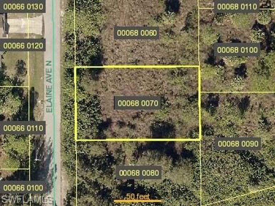Build your new home on this excellent lot, 80 x136. Best comparable price in the area, paved road with easy access to Sunshine Blvd.