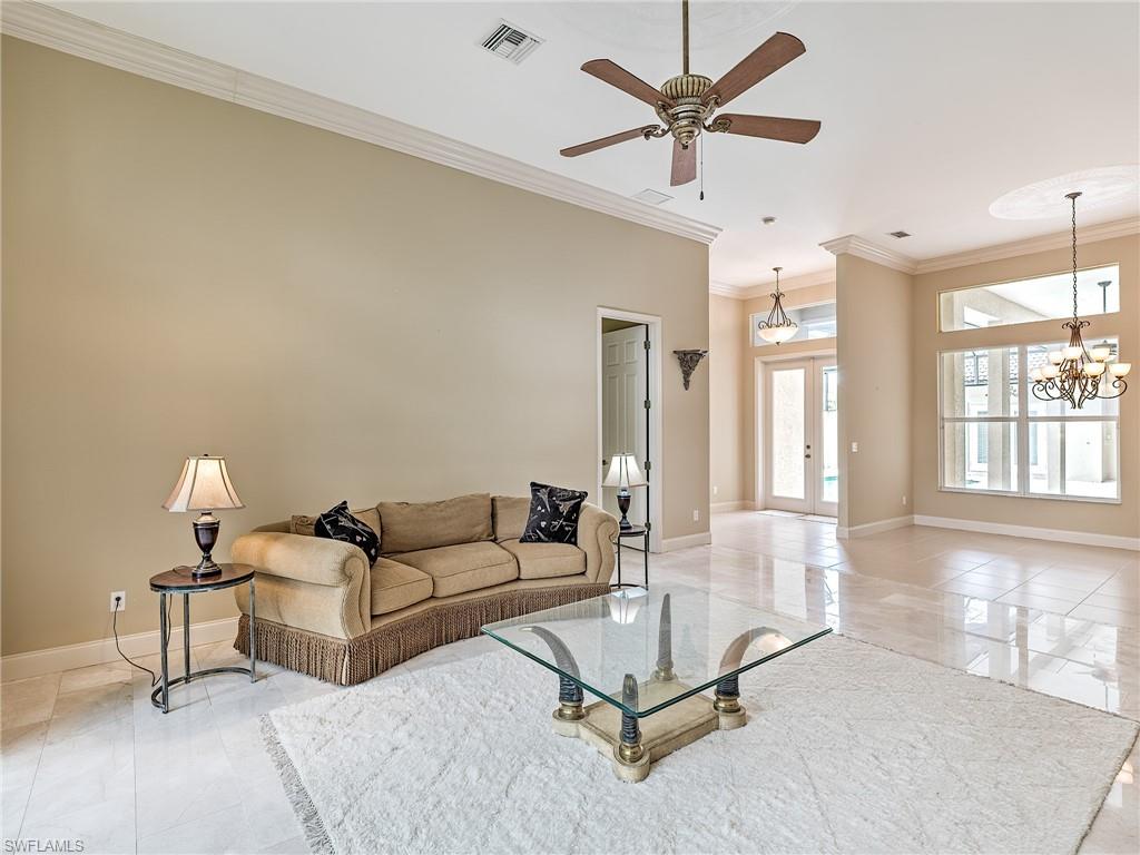 SPANISH WELLS - Residential