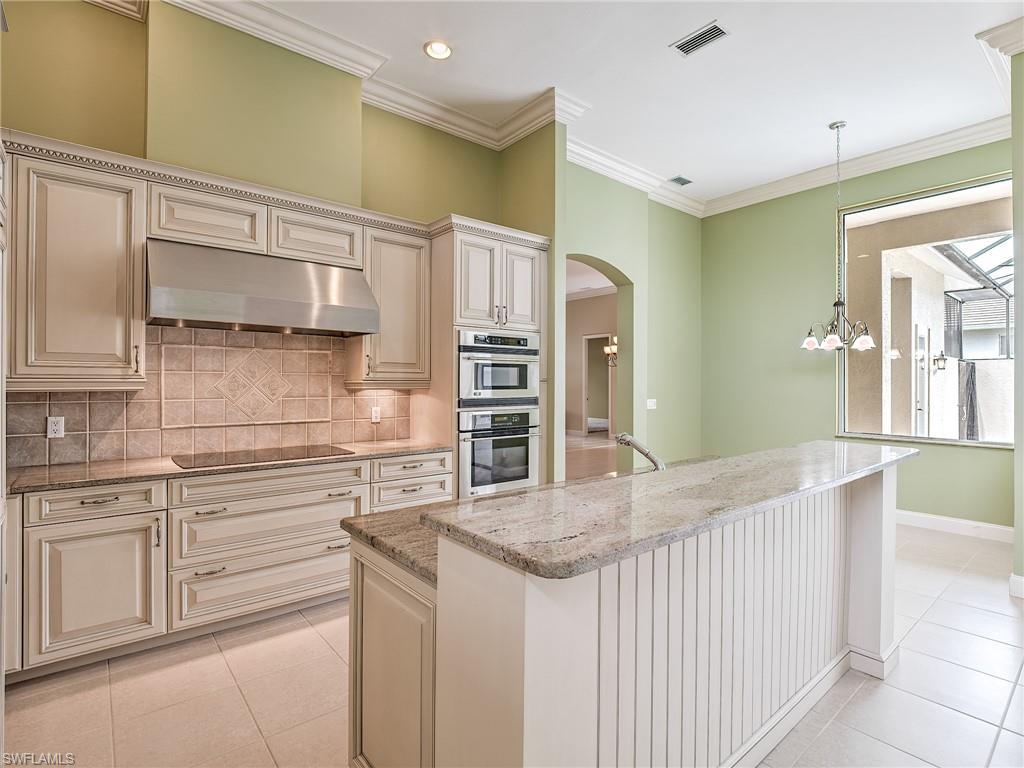 SPANISH WELLS - Residential