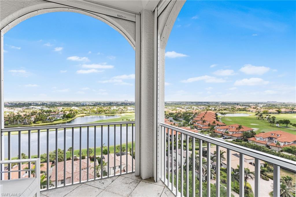 THE PARAMOUNT - Residential