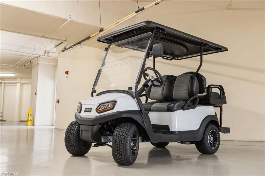 THE PARAMOUNT - Residential