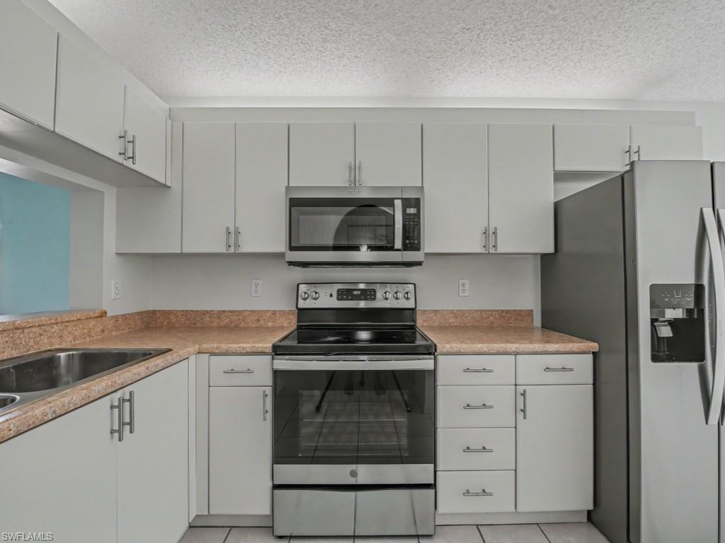 LELY GOLF ESTATES - Residential