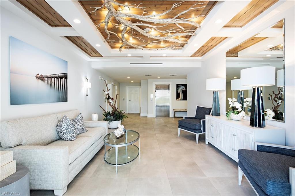 REGENCY TOWERS - Residential