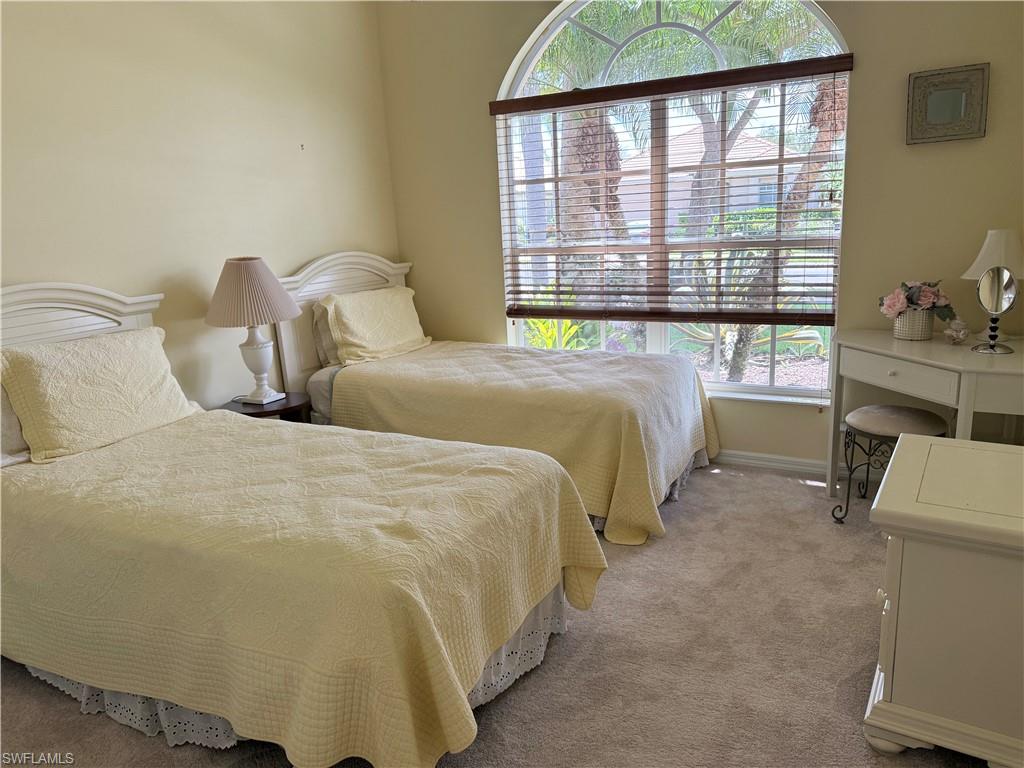 BRADFORD LAKES - Residential Lease