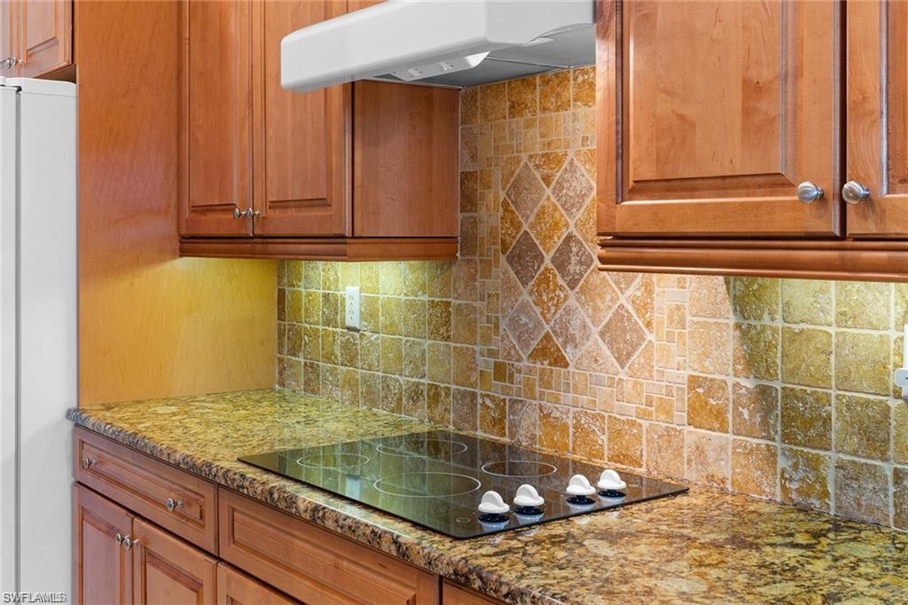 BRADFORD LAKES - Residential Lease