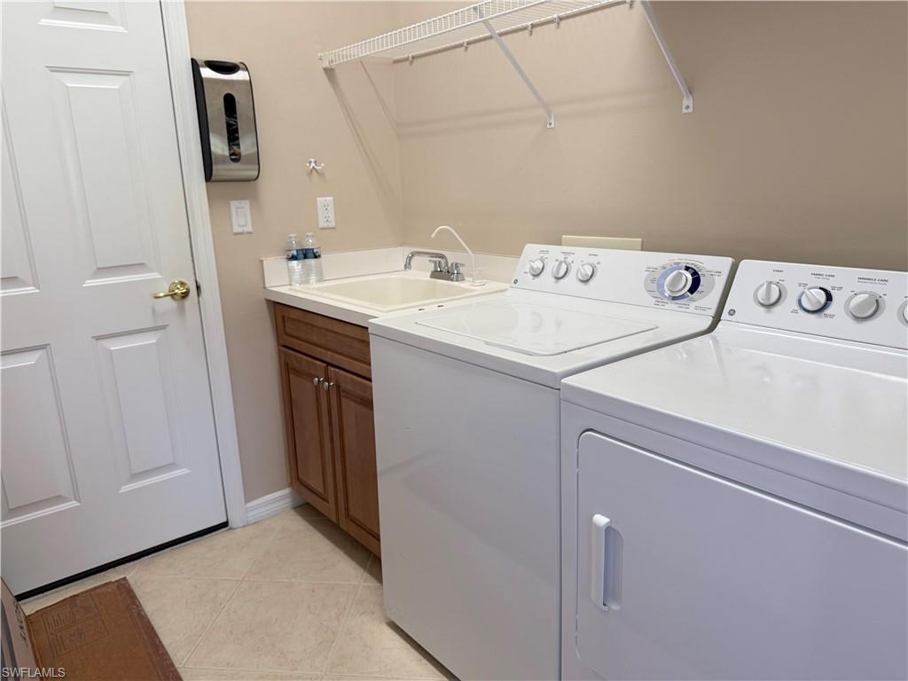 BRADFORD LAKES - Residential Lease