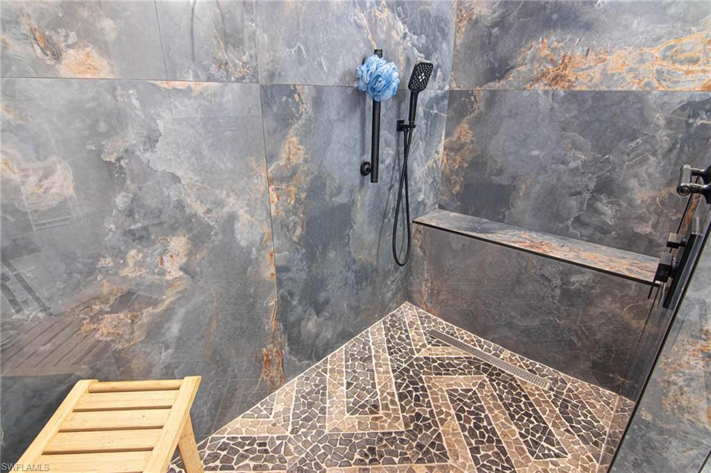 SABAL SPRINGS GOLF AND RACQUET CLUB - Residential