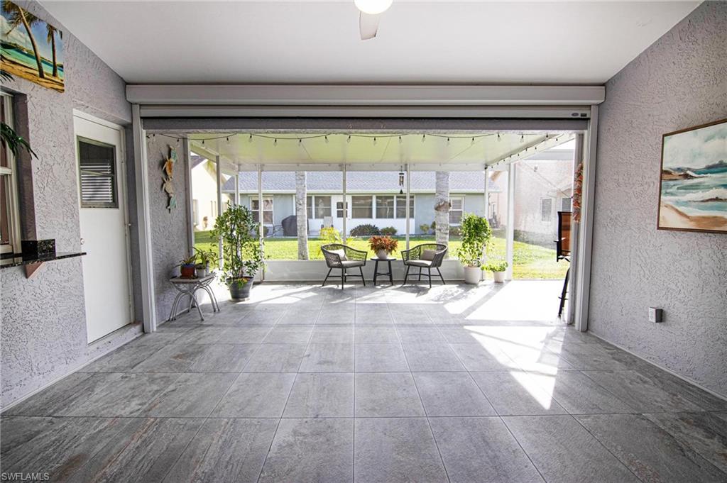 SABAL SPRINGS GOLF AND RACQUET CLUB - Residential