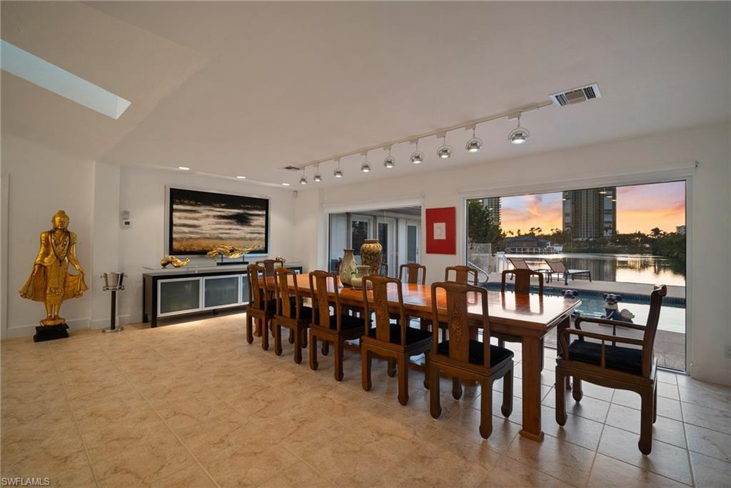 PARK SHORE - Residential Lease