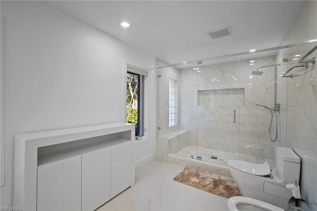 PARK SHORE - Residential Lease