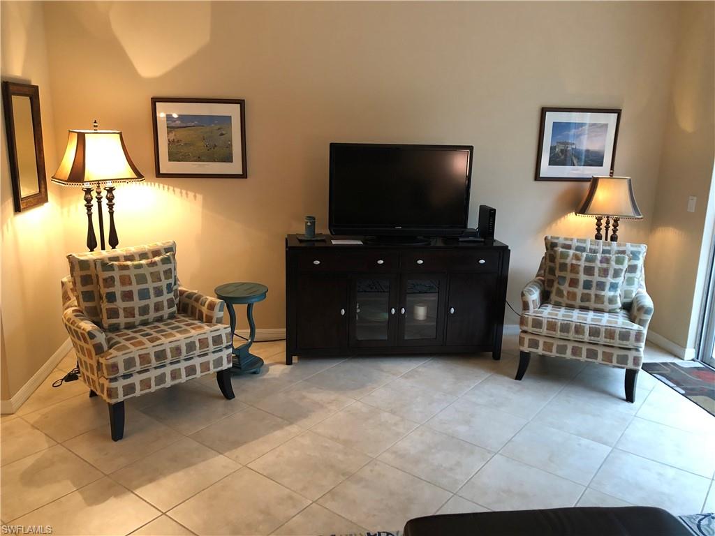 LAKEWOOD VILLAGE - Residential