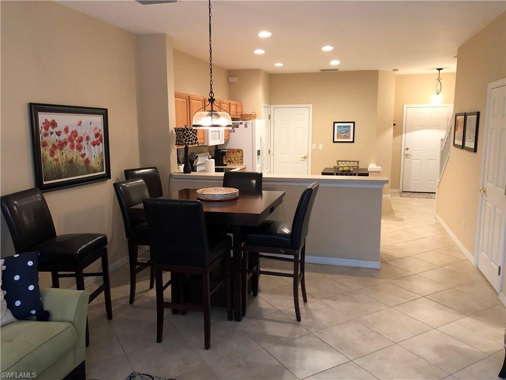 LAKEWOOD VILLAGE - Residential