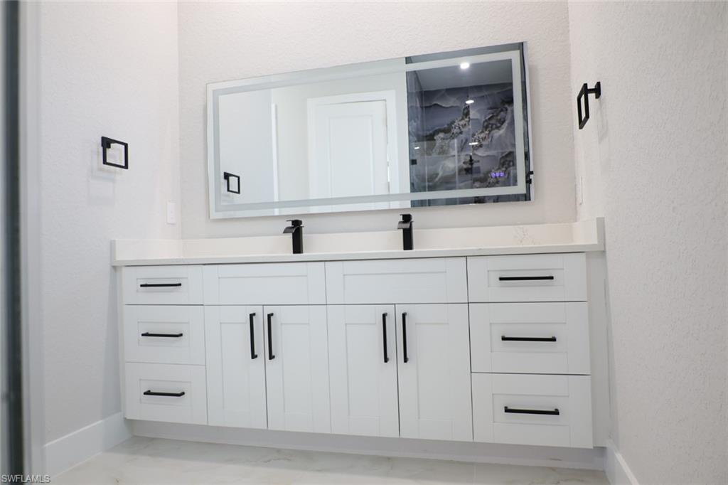 ISLAND OF HAPPINESS - Residential