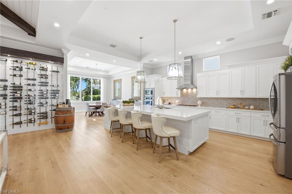 1651 Vinland WAY